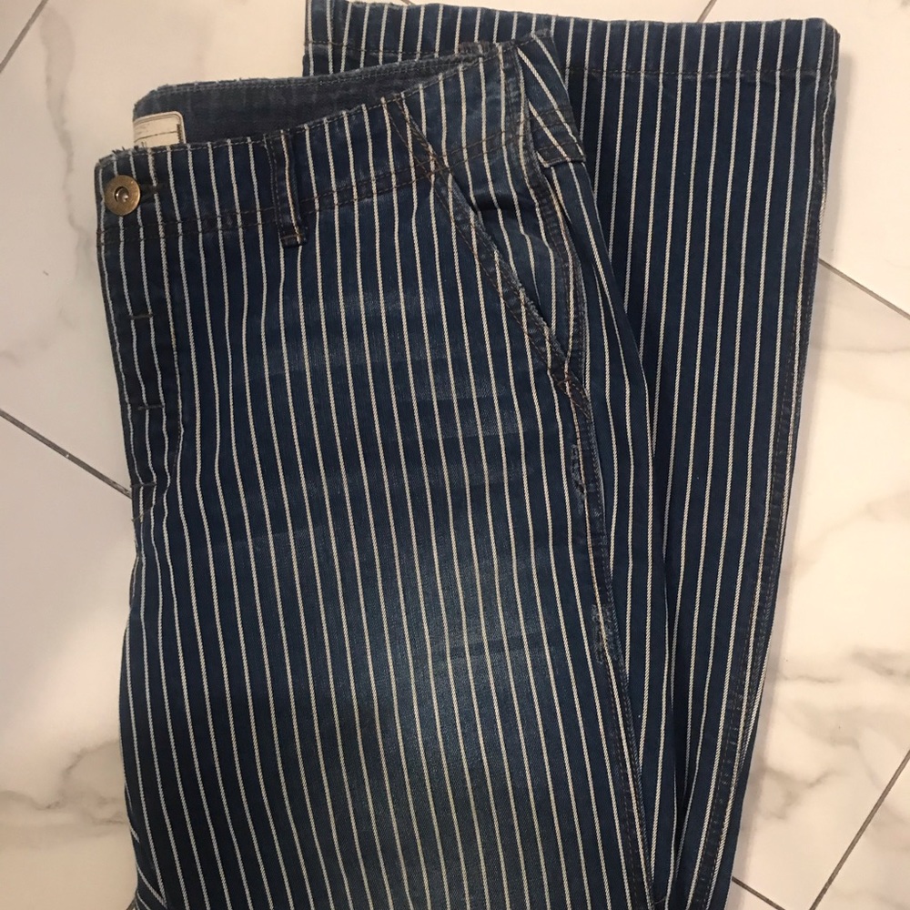 Free People Flare Jeans 🌻✨👖